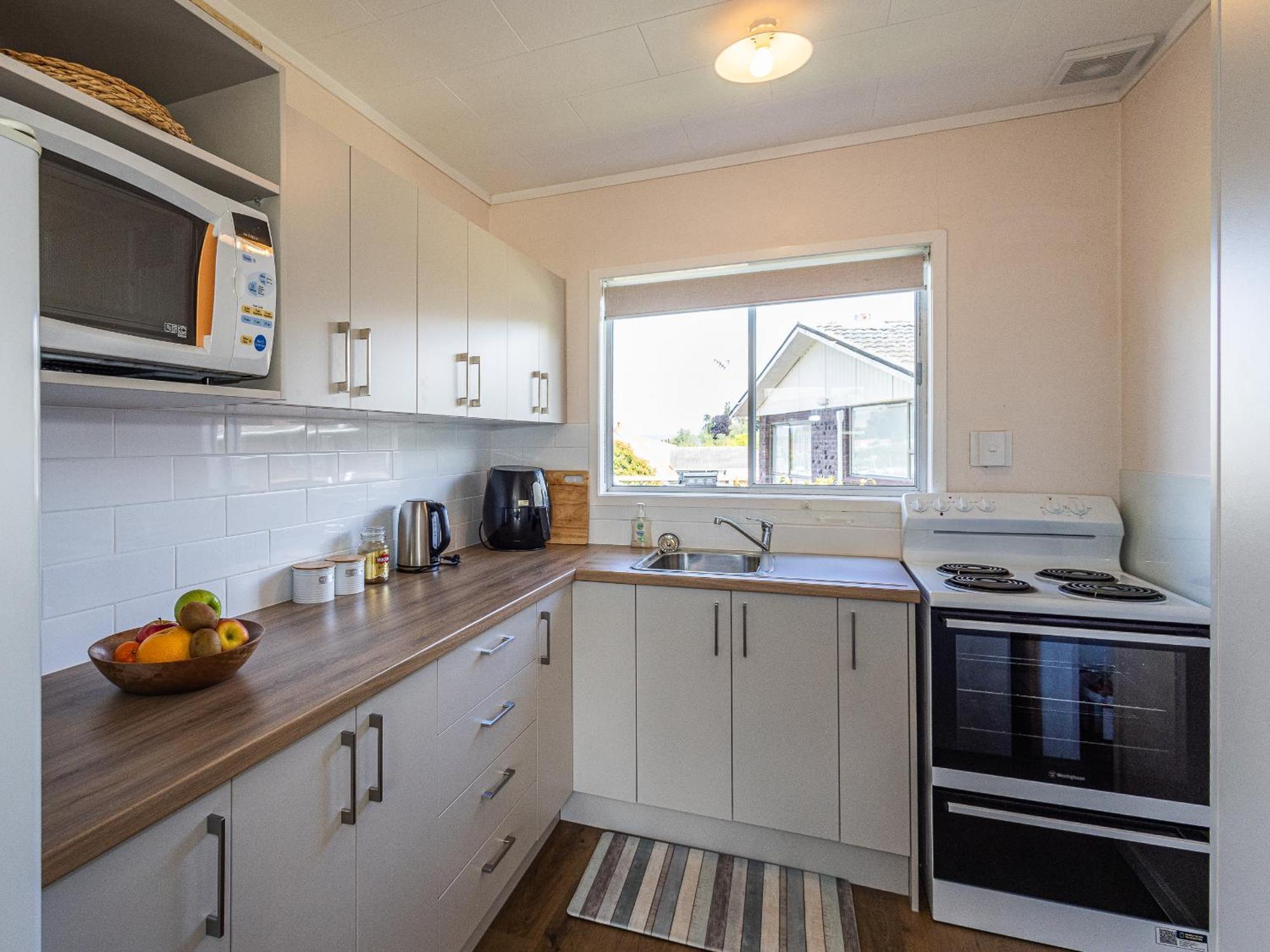 Central Riverside Retreat - Taupo Holiday Home Zewnętrze zdjęcie