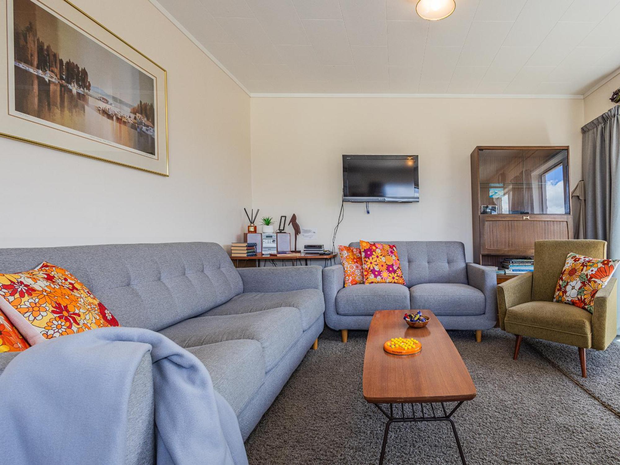 Central Riverside Retreat - Taupo Holiday Home Zewnętrze zdjęcie